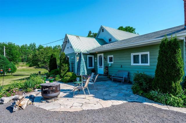 1909 County Road 504 Rd, House detached with 4 bedrooms, 2 bathrooms and 6 parking in North Kawartha ON | Image 1