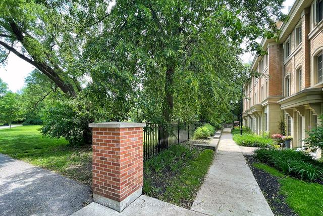 7 - 10 Hargrave Lane, Townhouse with 3 bedrooms, 3 bathrooms and 1 parking in Toronto ON | Image 30