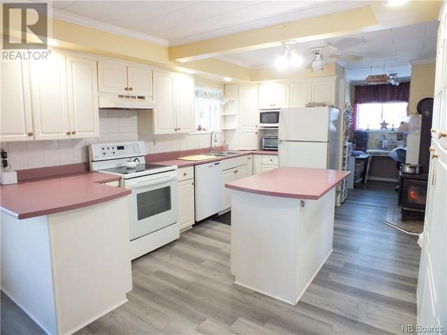 570 Route 390, House detached with 3 bedrooms, 1 bathrooms and null parking in Perth NB | Image 2