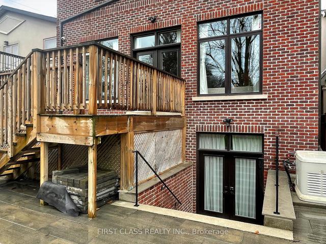504 Broadway Ave, House detached with 4 bedrooms, 5 bathrooms and 6 parking in Toronto ON | Image 30
