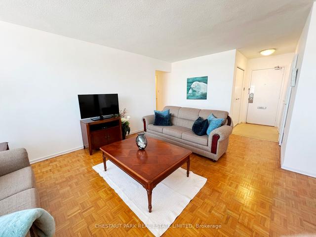 1002 - 551 The West Mall, Condo with 2 bedrooms, 1 bathrooms and 1 parking in Toronto ON | Image 36