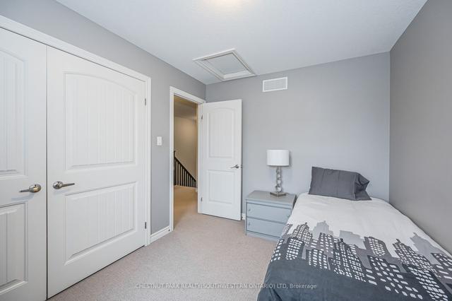 15 - 101 Frederick Dr, Townhouse with 3 bedrooms, 3 bathrooms and 1 parking in Guelph ON | Image 24