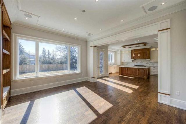 391 Sandhurst Dr, House detached with 4 bedrooms, 6 bathrooms and 7 parking in Oakville ON | Image 10