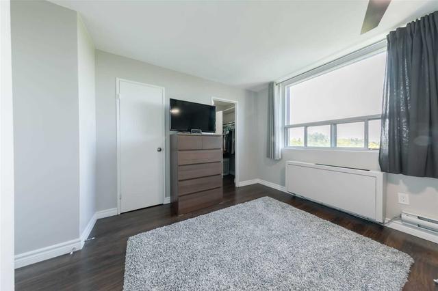 507 - 3420 Eglinton Ave E, Condo with 3 bedrooms, 2 bathrooms and 1 parking in Toronto ON | Image 4