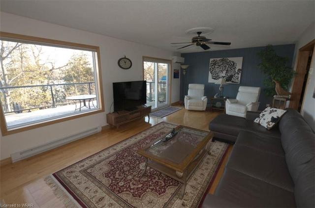 333 Prinyers Cove, House detached with 2 bedrooms, 1 bathrooms and null parking in Prince Edward County ON | Image 18
