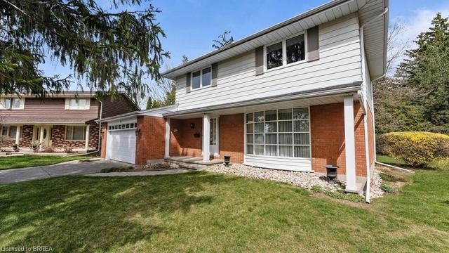 21 Brier Place, House detached with 4 bedrooms, 2 bathrooms and 6 parking in Brantford ON | Image 12