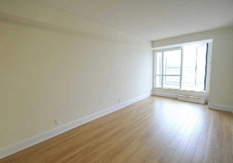 317 - 120 Harrison Garden Blvd, Condo with 1 bedrooms, 1 bathrooms and 1 parking in Toronto ON | Image 2
