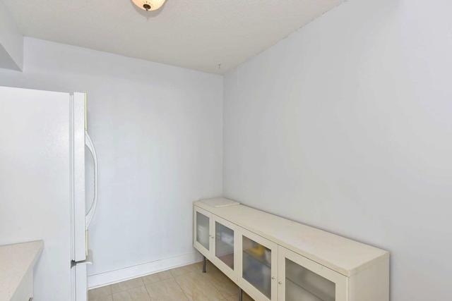 1106 - 45 Sunrise Ave, Condo with 2 bedrooms, 1 bathrooms and 1 parking in Toronto ON | Image 25