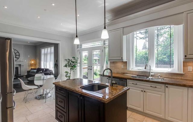 47 Terrace Ave, House detached with 4 bedrooms, 6 bathrooms and 4 parking in Toronto ON | Image 8