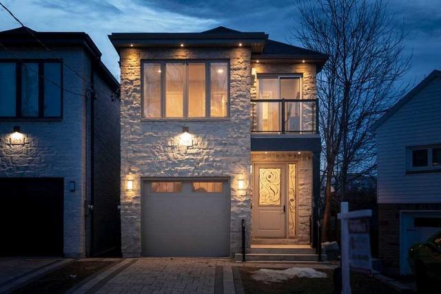 26b Scotia Ave, House detached with 4 bedrooms, 5 bathrooms and 3 parking in Toronto ON | Image 12