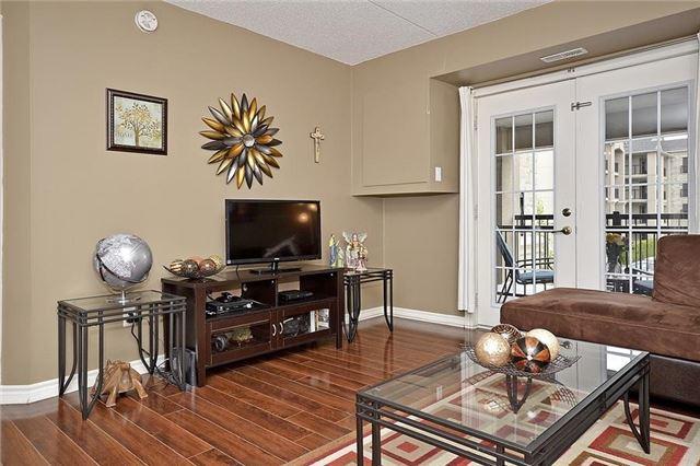 206 - 1483 Maple Ave, Condo with 1 bedrooms, 1 bathrooms and 1 parking in Milton ON | Image 3