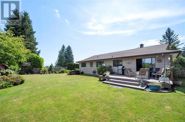 1815 Cranberry Cir, House detached with 3 bedrooms, 3 bathrooms and 2 parking in Campbell River BC | Image 11