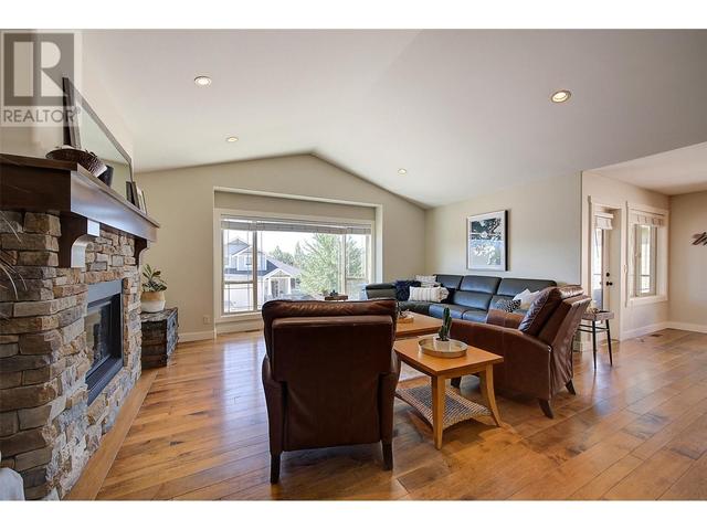 3190 Saddleback Place, House detached with 4 bedrooms, 3 bathrooms and 5 parking in West Kelowna BC | Image 14