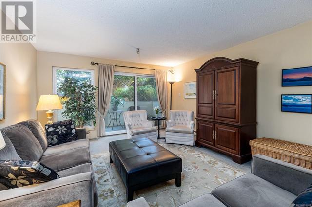 105 - 505 Cook St, Condo with 2 bedrooms, 2 bathrooms and 1 parking in Victoria BC | Image 1