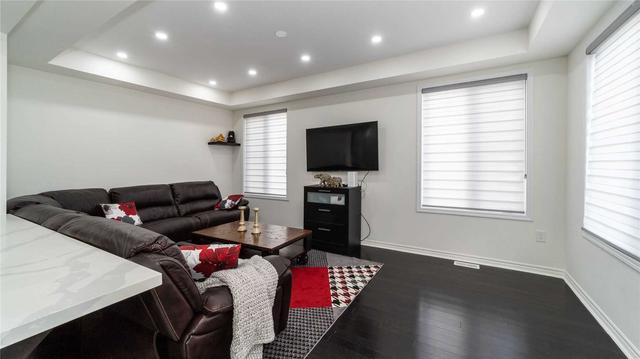 79 Mincing Tr, House detached with 4 bedrooms, 4 bathrooms and 6 parking in Brampton ON | Image 7