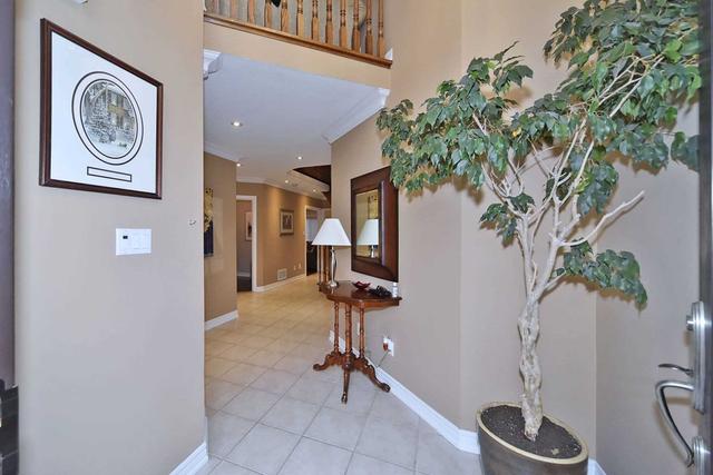 106 Wildhaven Cres, House detached with 4 bedrooms, 4 bathrooms and 4 parking in Vaughan ON | Image 12