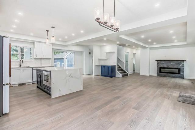 64 Canyon Drive Nw, House detached with 6 bedrooms, 4 bathrooms and 2 parking in Calgary AB | Image 6