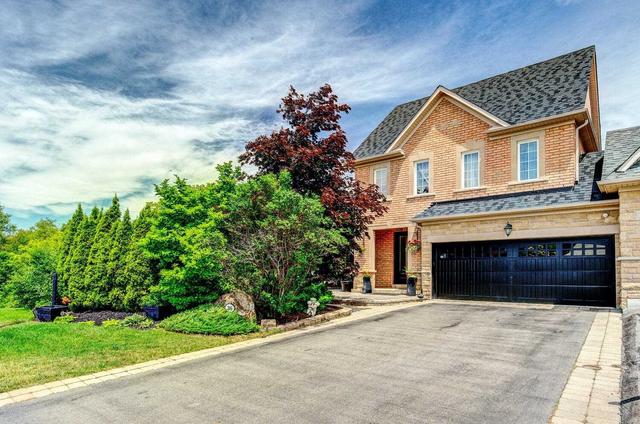 36 Windmill Crt, House attached with 3 bedrooms, 3 bathrooms and 6 parking in Richmond Hill ON | Image 1