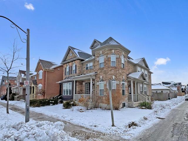 60 Gowland Rd, House semidetached with 2 bedrooms, 1 bathrooms and 1 parking in Markham ON | Image 1