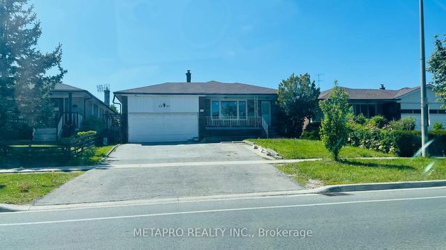 3267 Morning Star Dr, House detached with 5 bedrooms, 4 bathrooms and 8 parking in Mississauga ON | Image 1