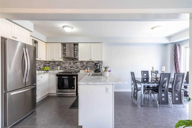 790 Cook Cres, House attached with 3 bedrooms, 3 bathrooms and 3 parking in Shelburne ON | Image 11