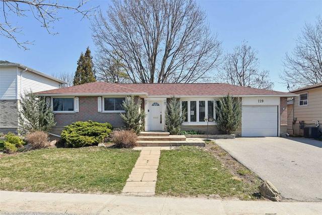 129 Queen St N, House detached with 2 bedrooms, 2 bathrooms and 5 parking in New Tecumseth ON | Image 1