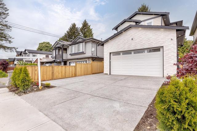 1837 Coquitlam Avenue, House detached with 7 bedrooms, 5 bathrooms and null parking in Port Coquitlam BC | Image 2