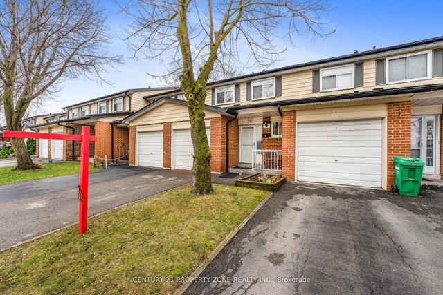 16 Vodden Crt, Townhouse with 3 bedrooms, 2 bathrooms and 2 parking in Brampton ON | Image 23