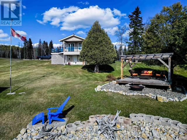 3632 Forbes Road, House detached with 3 bedrooms, 3 bathrooms and null parking in Cariboo G BC | Image 4