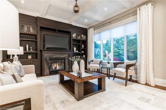 1010 Lakeshore Rd W, House detached with 5 bedrooms, 7 bathrooms and 10 parking in Oakville ON | Image 9