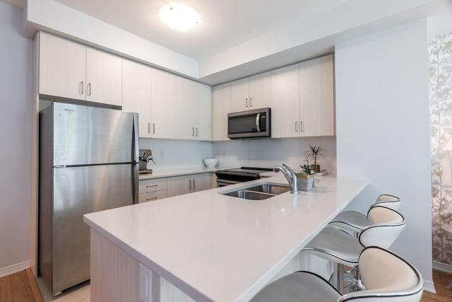 27 - 22 Applewood Lane, Townhouse with 3 bedrooms, 4 bathrooms and 1 parking in Toronto ON | Image 29