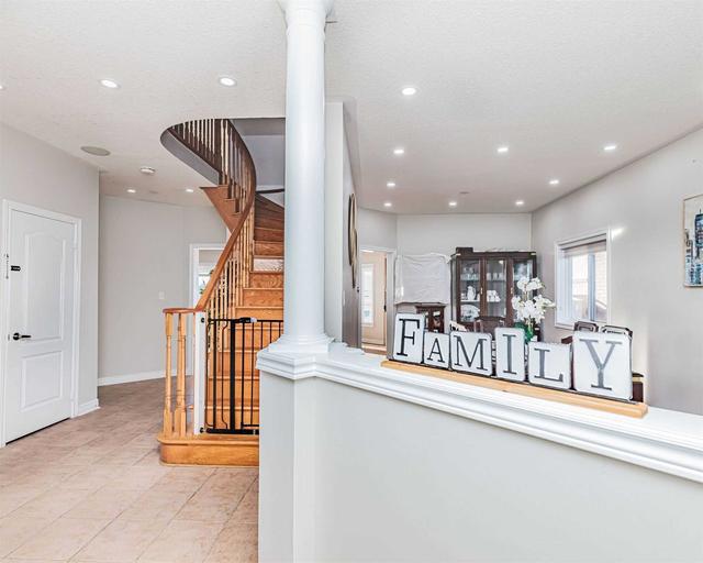 22 Collingwood Ave, House detached with 4 bedrooms, 3 bathrooms and 6 parking in Brampton ON | Image 36