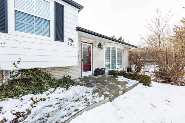 195 Avondale Blvd, House detached with 3 bedrooms, 2 bathrooms and 3 parking in Brampton ON | Image 34