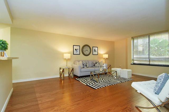 102 - 195 St Patrick St, Condo with 2 bedrooms, 2 bathrooms and 1 parking in Toronto ON | Image 39