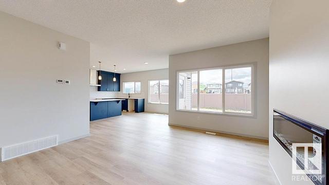 2808 198 St Nw, House detached with 3 bedrooms, 2 bathrooms and 4 parking in Edmonton AB | Image 11