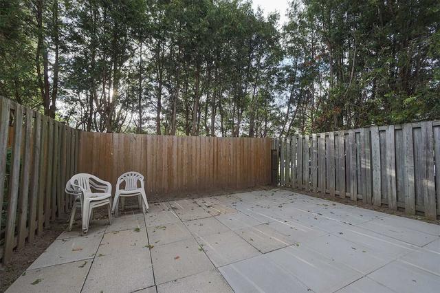101 Plum Tree Way, Townhouse with 4 bedrooms, 2 bathrooms and 2 parking in Toronto ON | Image 30