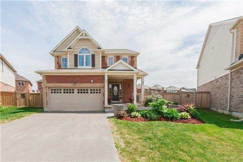 382 Schreyer Cres, House detached with 4 bedrooms, 3 bathrooms and 2 parking in Milton ON | Image 1