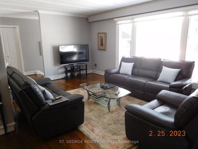 29 Nanwood Dr, House detached with 3 bedrooms, 3 bathrooms and 5 parking in Brampton ON | Image 12