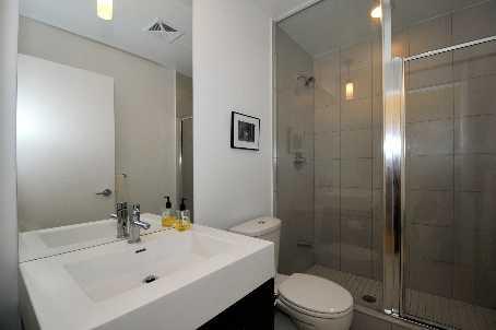 s622 - 112 George St, Condo with 2 bedrooms, 2 bathrooms and 1 parking in Toronto ON | Image 5