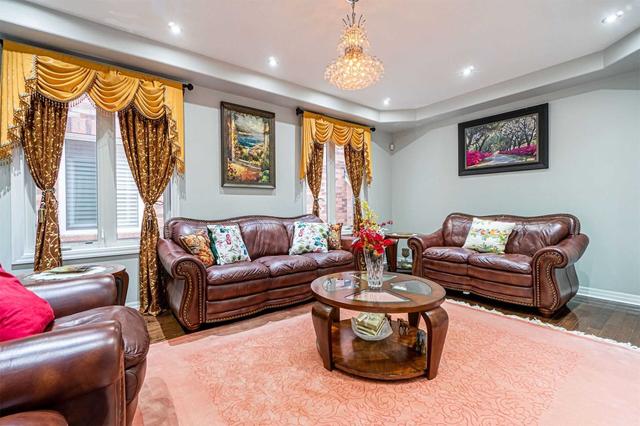 7292 Barbara Ann Crt, House detached with 5 bedrooms, 7 bathrooms and 6 parking in Mississauga ON | Image 37