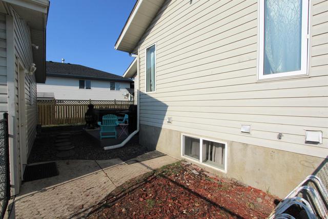 7 Heenan Court, House detached with 4 bedrooms, 2 bathrooms and 5 parking in Red Deer County AB | Image 33