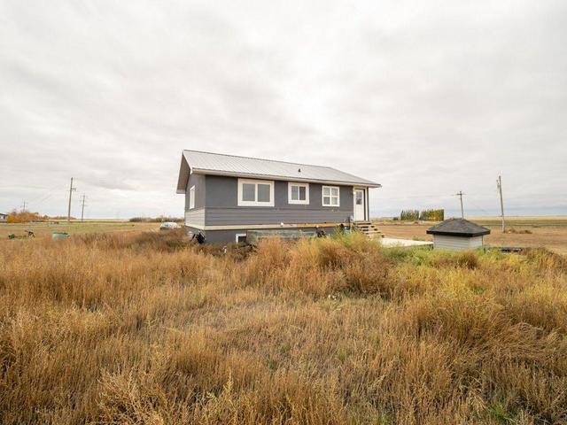 13498 Range Road 164, House detached with 2 bedrooms, 1 bathrooms and null parking in Taber MD AB | Image 30