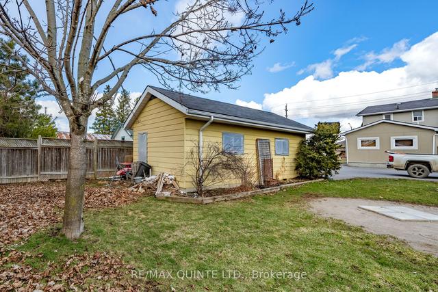 250 Palmer Rd, House detached with 3 bedrooms, 3 bathrooms and 9 parking in Belleville ON | Image 31