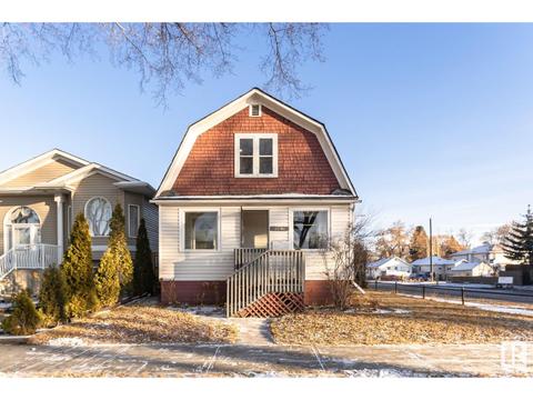 12201 95 St Nw, House detached with 3 bedrooms, 1 bathrooms and null parking in Edmonton AB | Card Image