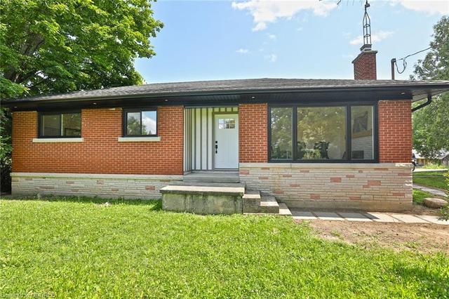2680 25th Side Road, House detached with 3 bedrooms, 2 bathrooms and 20 parking in Milton ON | Image 22