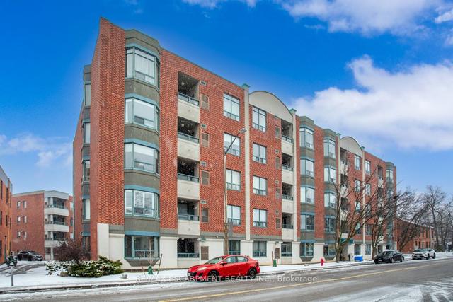 307 - 5 Ogilvie St, Condo with 2 bedrooms, 1 bathrooms and 1 parking in Hamilton ON | Image 12
