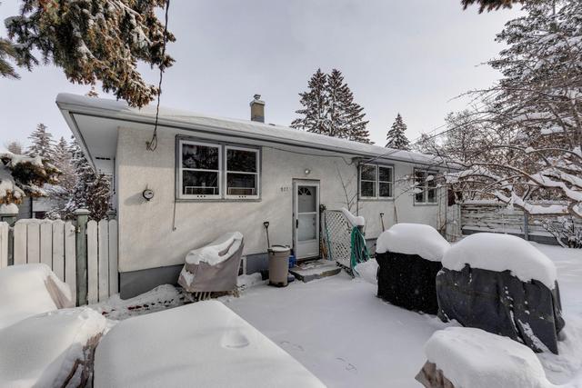 327 47 Avenue Sw, House detached with 3 bedrooms, 1 bathrooms and 2 parking in Calgary AB | Image 27