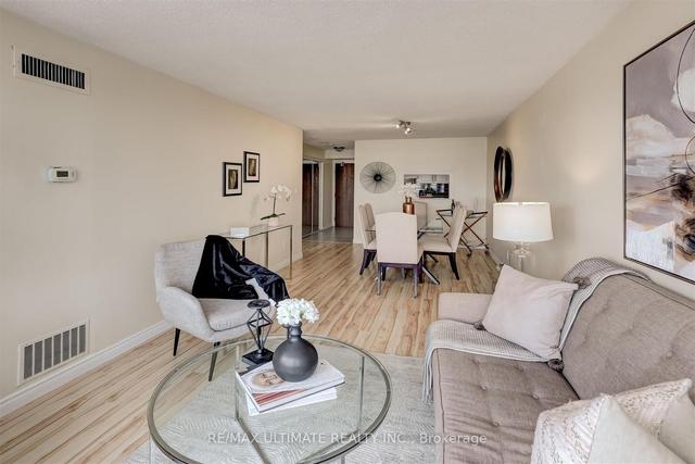 1003 - 25 Agnes St, Condo with 1 bedrooms, 1 bathrooms and 1 parking in Mississauga ON | Image 7