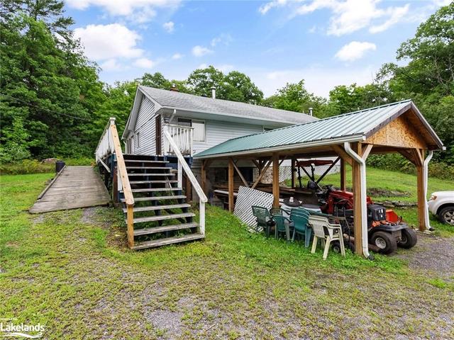 1279 Walkers Point Road, House detached with 3 bedrooms, 1 bathrooms and 5 parking in Muskoka Lakes ON | Image 4
