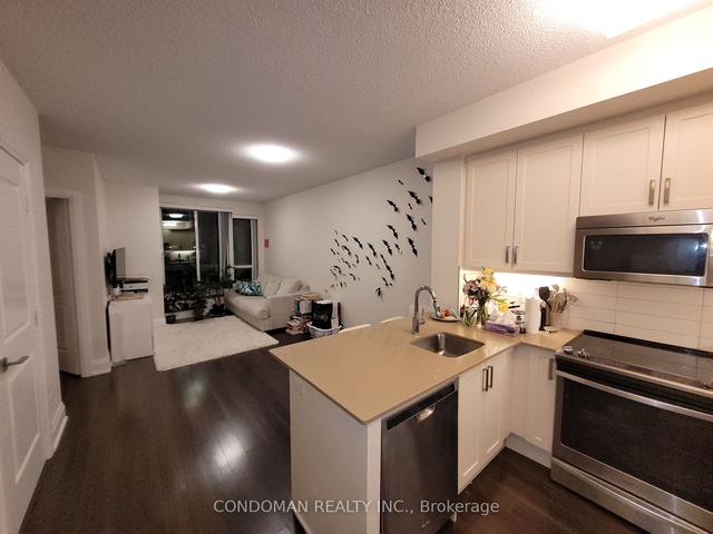 214 - 2 Old Mill Dr, Condo with 1 bedrooms, 1 bathrooms and 1 parking in Toronto ON | Image 1